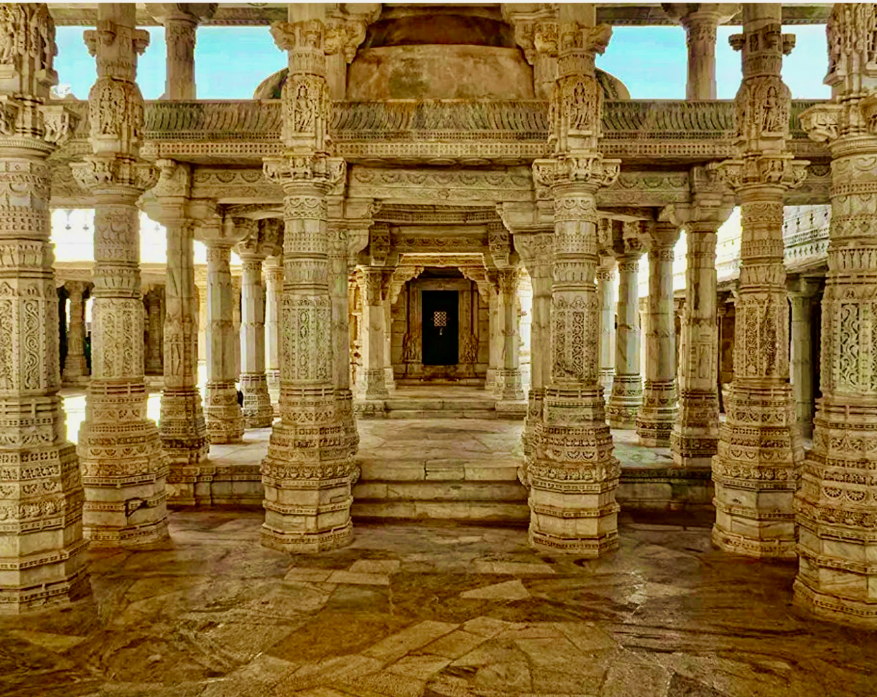 Pillar_entrance_background